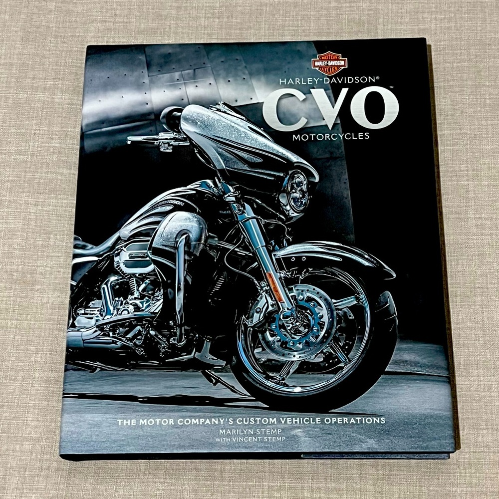 NEW! Harley Davidson Motorcycles Collector’s Book